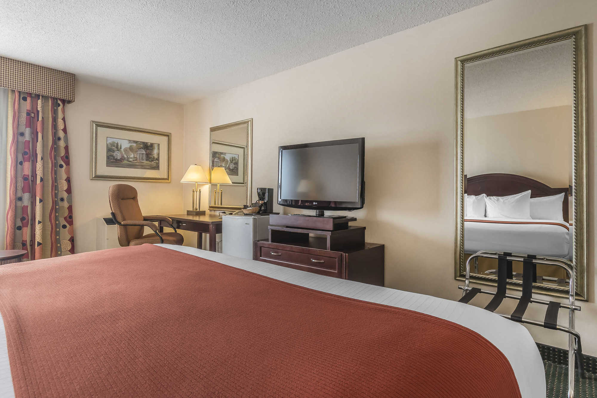 Quality Inn & Suites 5585 Ambler Drive Mississauga Ontario Ruang foto