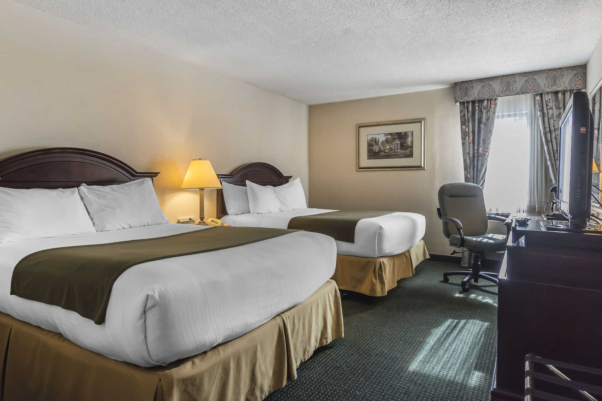 Quality Inn & Suites 5585 Ambler Drive Mississauga Ontario Ruang foto